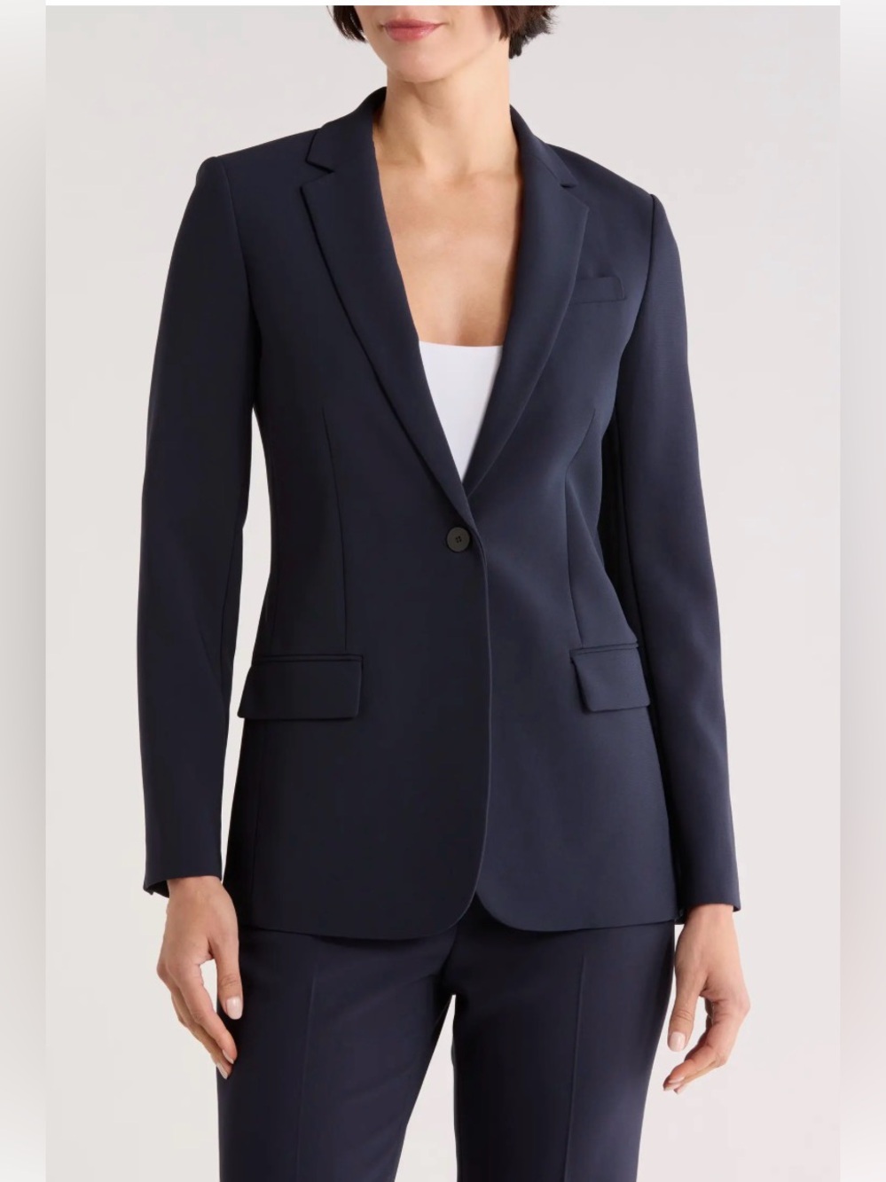 Theory Women's Tailored Navy Single-Button Blazer size 2. Like new